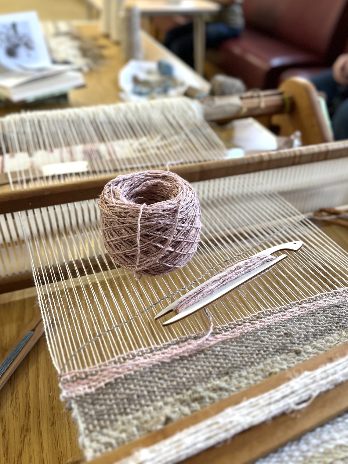 Loom weaving and yarns 